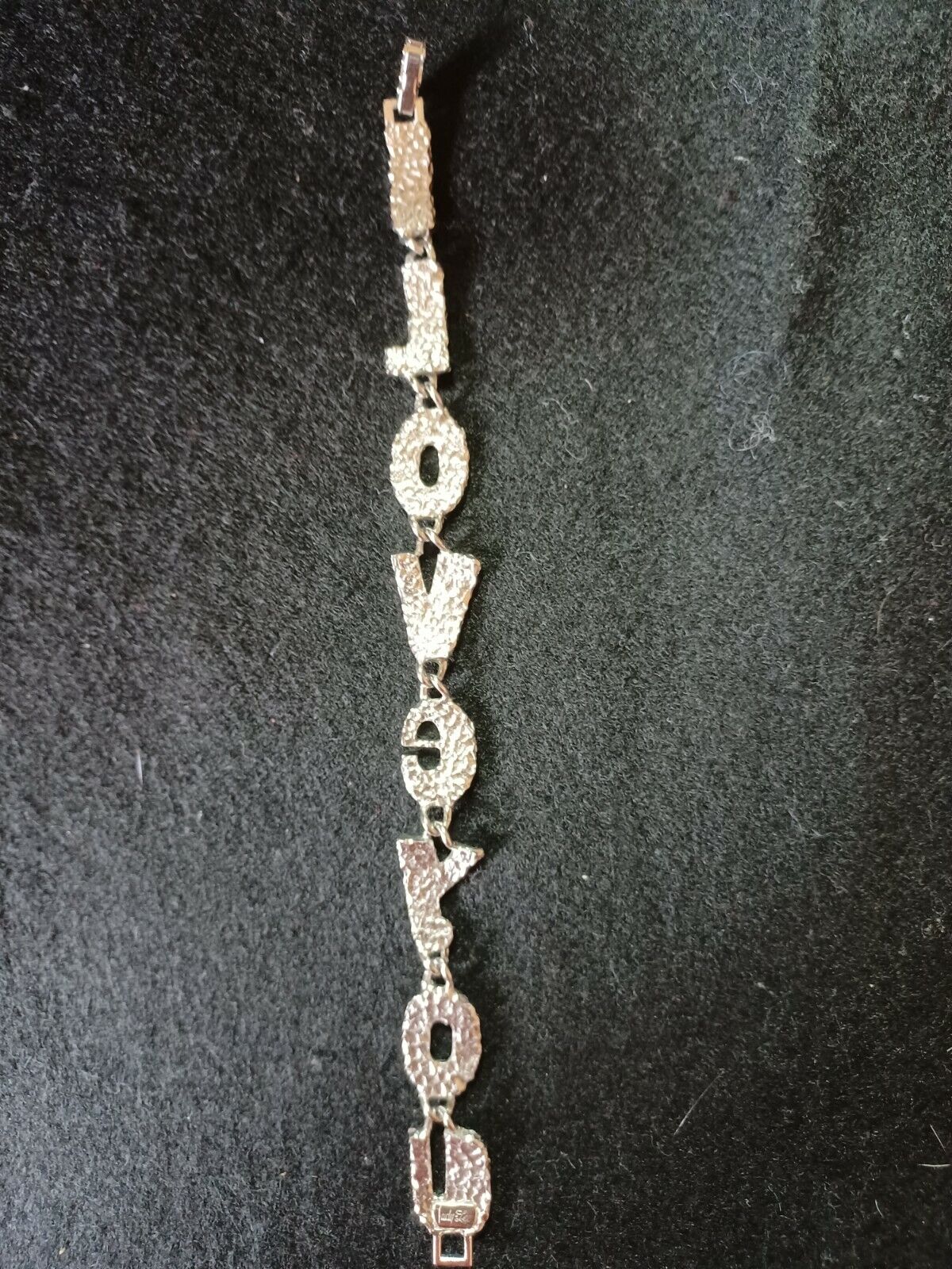 Vintage Judy Lee "Love You" bracelet. Hammered si… - image 2