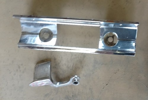 VINTAGE BUICK ELECTRA 225 DASH CHROME AND BEZELS AND QUARTER PANEL TRIM OEM 1965 - Picture 3 of 7