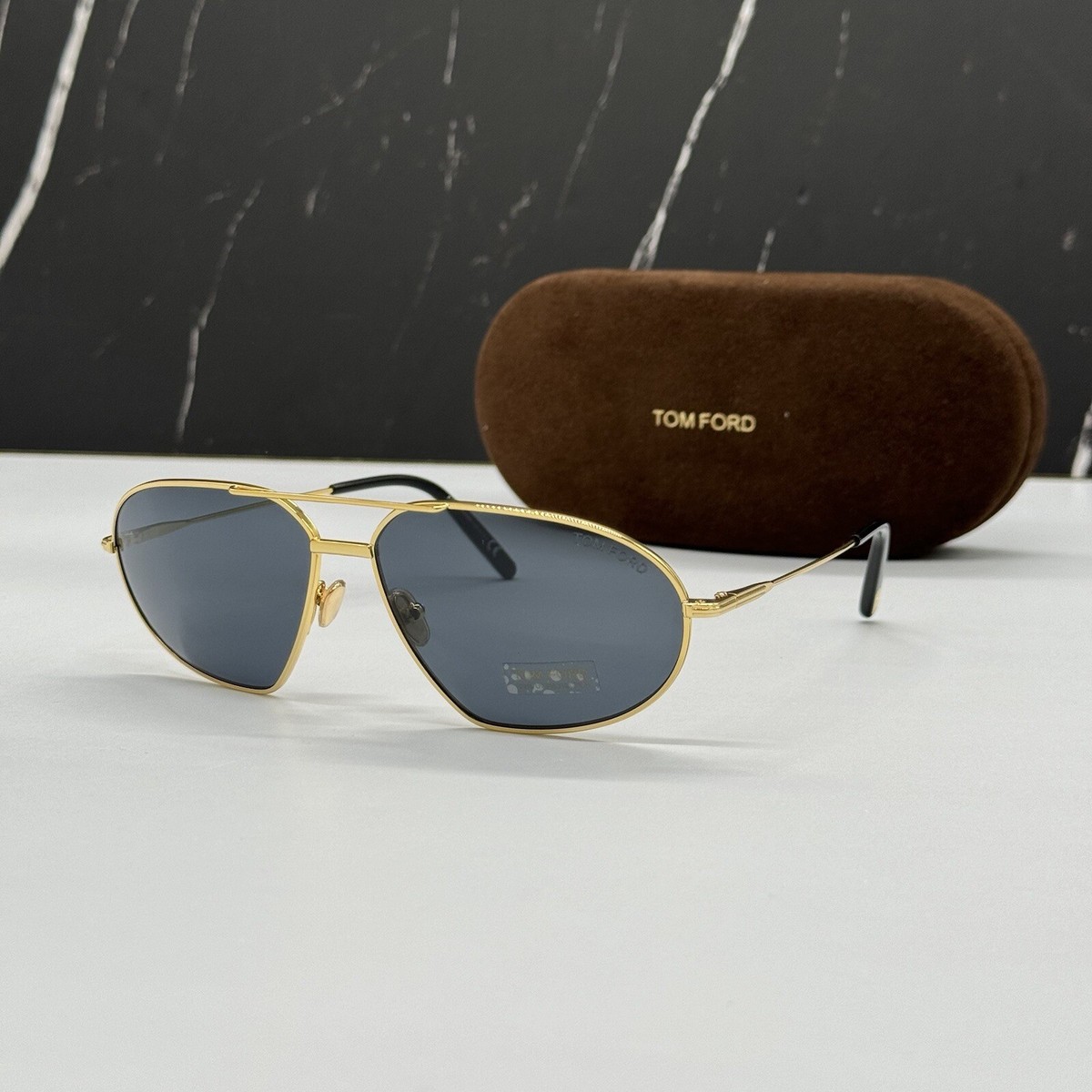 NEW TOM FORD TF771 30A UNISEX SUNGLASSES TOM FORD BRADFORD  display picture 2