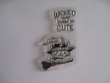 2 NEW CLEAR ACRYLIC STAMPS  SMALL CAT w WITCH HAT  BROOM  Saying  Halloween