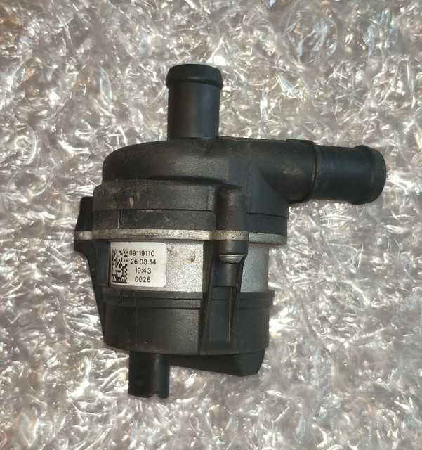 Intercooler Electric Coolant Pump Fits 2016on Jaguar FType FPace OEM