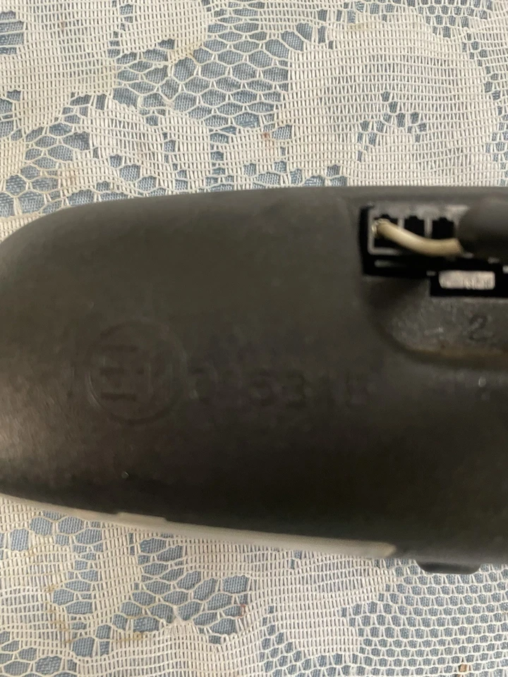 1999-04 Chevy Tracker Rear View Mirror Map Lights GM E11 015315 Pls.read - Image 3 of 4