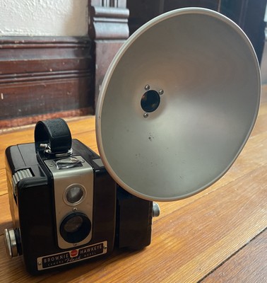 Kodak Brownie Hawkeye Flash Camera w/ Kodalite – Vintage Film