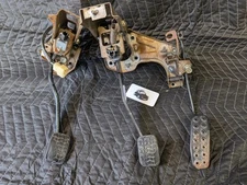 1990-2005 Mazda Miata Mx5 OEM Clutch Gas Brake Pedal Pad Set Manual Transmission