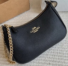Women  s Black Pebbled Shoulder Bag Zip Closure Gold Hardware Chain Strap