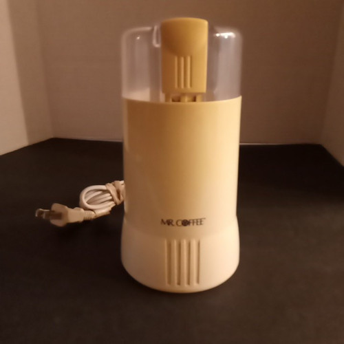 Vintage NOB Mr. Coffee Electric Blade Coffee Bean Grinder White Model IDS55