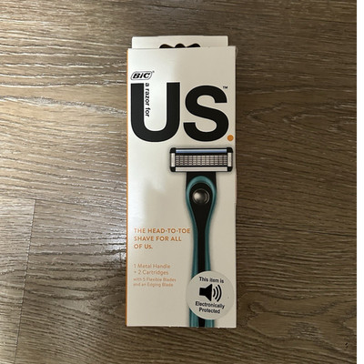 BIC Us Men's Cartridge Razor Metal Handle + 2 Cartridges 5-Blade Trimmer