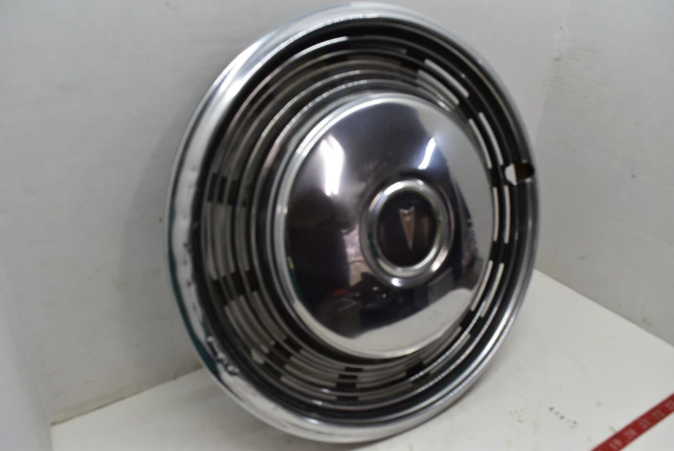 1973 1974 73 74 Pontiac 15" tapacubos Grand Prix LeMans Safari Catalina Bonneville Foto 2 de 4