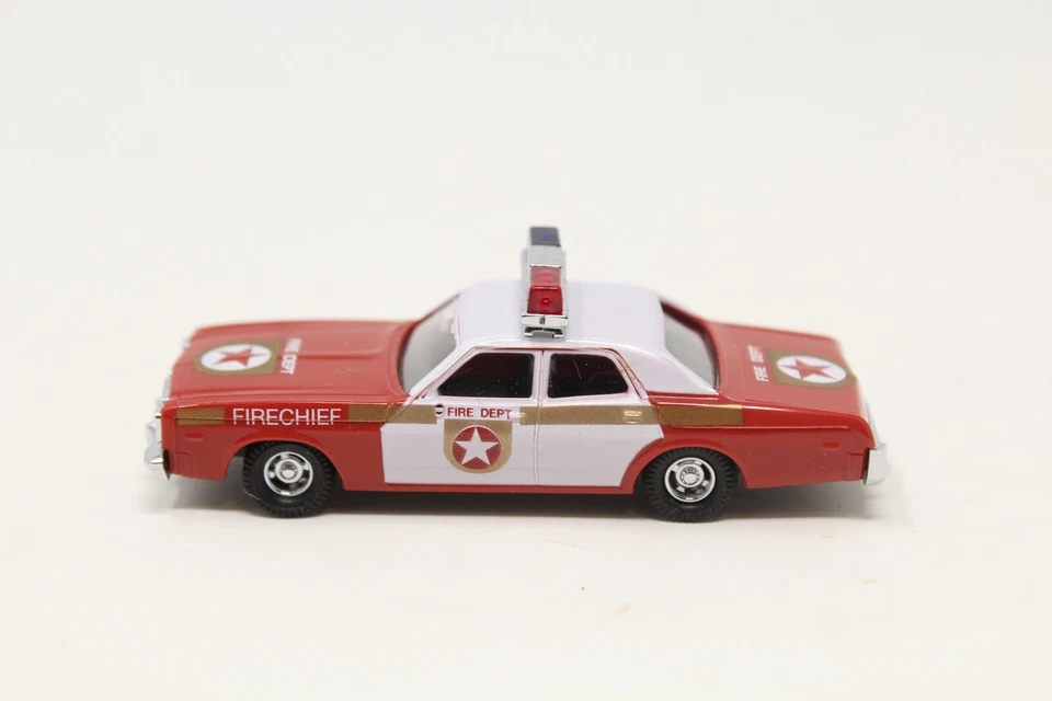 HO 1:87 Praline 6602 Dodge Monaco Frisco LX Firechief Fire Department Car Red - Image 2 of 4