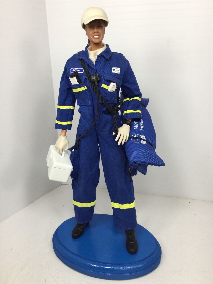1/6 CUSTOM 21ST CENTURY FEMALE EMT FIRST MEDICAL RESPONDER + 1/6 CUSTOM 21ST CENTURY FEMALE EMT FIRST MEDICAL RESPONDER +