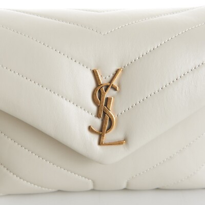 YSL ホワイト　ポシェット SAINT LAURENT 1990$ White Loulou Toy Strap Bag, Quilted Y