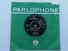 THE BEATLES  1964 UK 45  LOVE ME DO  BLACK  PARLOPHONE R 4949  EX+