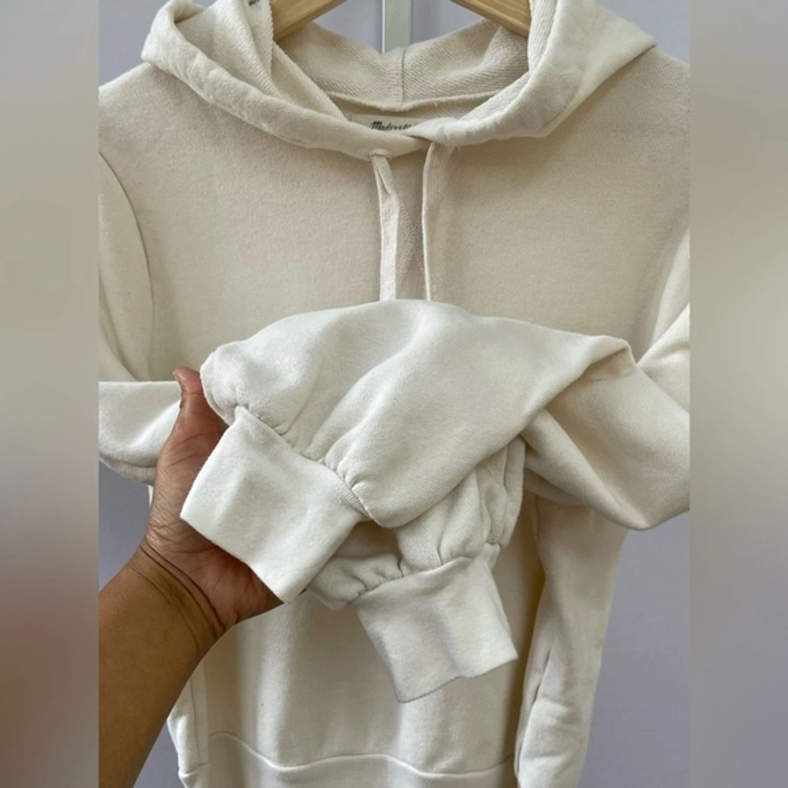 OFF WHITE Madewell Felpa con cappuccio e maniche a bolla crop panna antica Taglia M