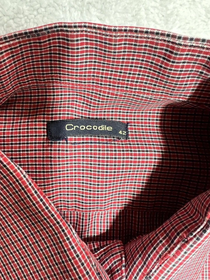 Мужская рубашка с крокодилом размер L красная клетчатая с длинным рукавом на пуговицах - Изображение 3 из 4