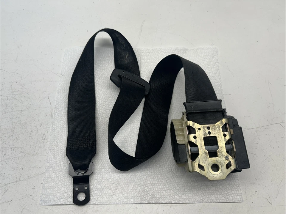 OEM Front Right Seat Belt Retractor FOR 2003 2004 2005-2008 BMW Z4 E85 33009759 - Image 2 of 4