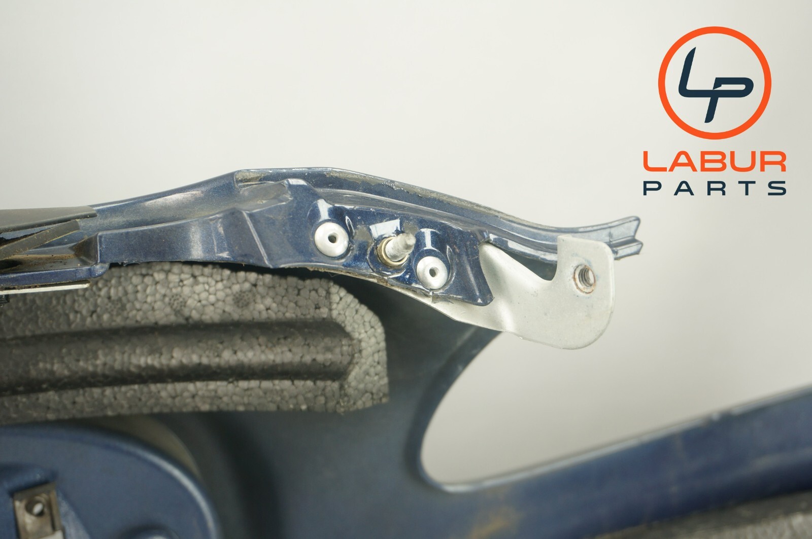 M139 03-08 Maserati Quattroporte Front Bumper Cover Blue BR386