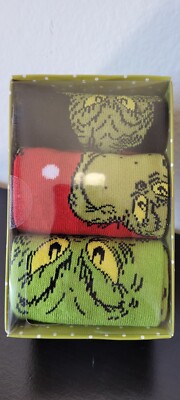The Grinch Dr. Seuss Men's 3-Pairs Crew Socks. (100).