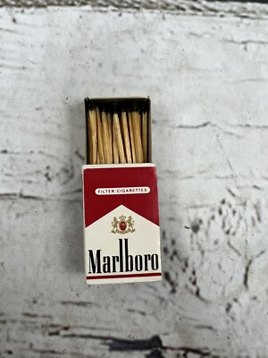 how many harmful chemicals are in cigarettes Cigarette smoke contains thousands of chemicals, many of which are toxic  and harmful to the human body. Here's a detailed breakdown of some of the  most dangerous constituents and their effects: 1