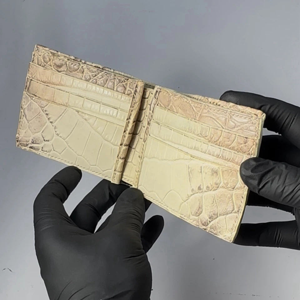 Himalayan Nile Crocodile Bifold mens wallet - Image 2 of 4