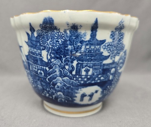 Caughley Open Sugar Bowl 18th C. 3" x 4 1/4"