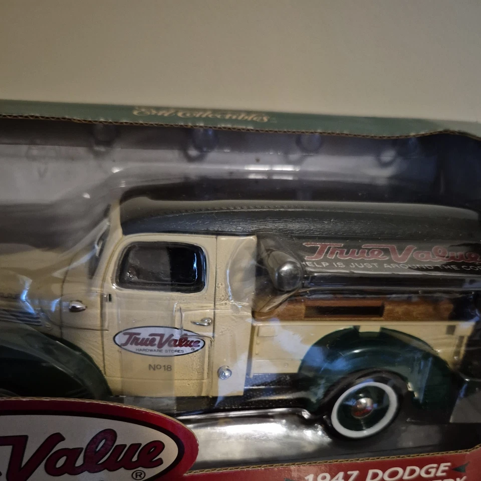 Dodge Canopy Delivery 1947 -1/25 ERTL edición limitada modelo de banco de metal fundido a presión Foto 2 de 4