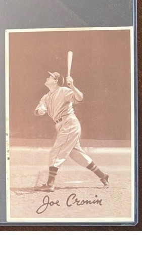 Joe Cronin [Sepia] 1939 Goudey Premiums R303 B card