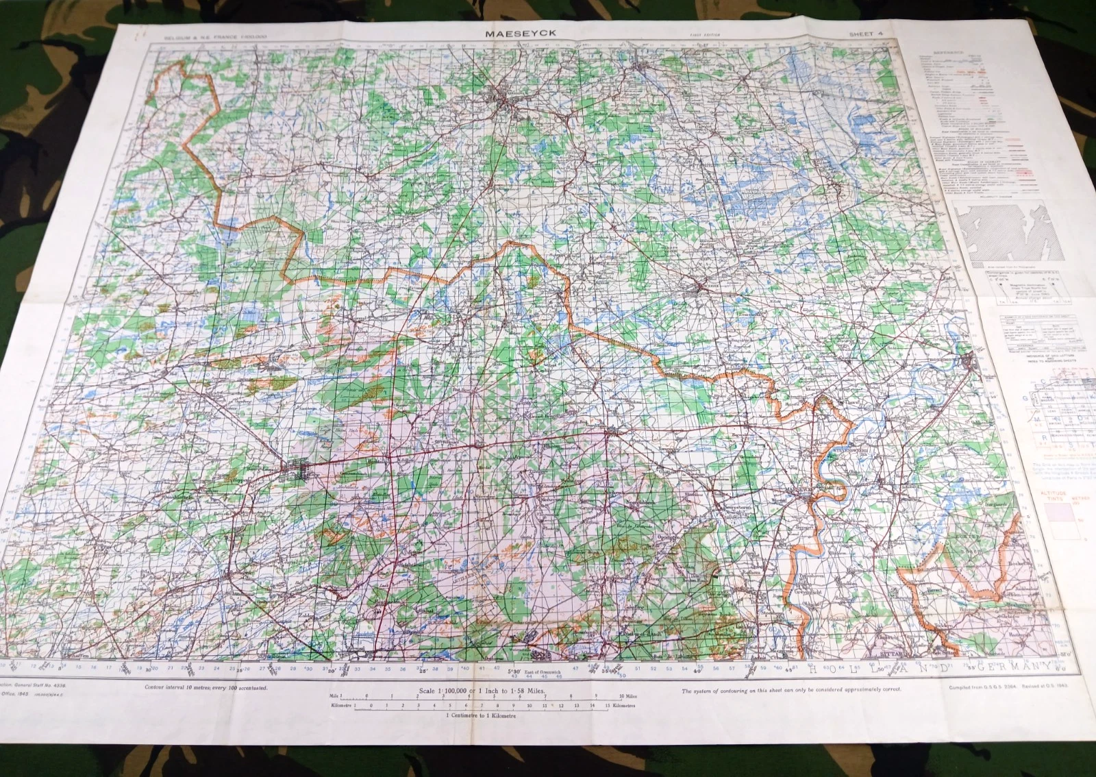 WW2 British map from OPERATION MARKET GARDEN featuring EINDHOVEN (XXX Corps)