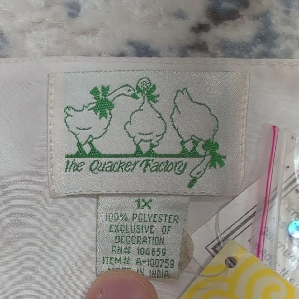 Quacker Factory ✨ Sequin Floral Butterfly Beaded Vest – 1X NWT - Image 2 of 4