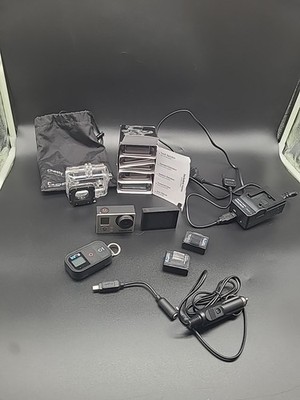 GoPro HERO3 Action Kamera + Zubehör Set (Gehäuse, 2 Akkus, Ladegerät, Remote)