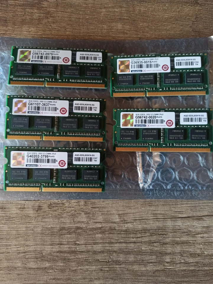 5x 8GB DDR3L 1600MHz SO-DIMM Advantech RAM (2Rx8) – insgesamt 40GB