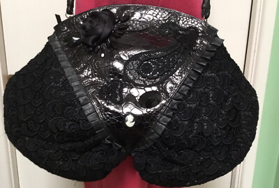 BLACK BRACCIALINI EMBELLISHED LEATHER  LACE HANDBAG MADE IN ITALY NICE!