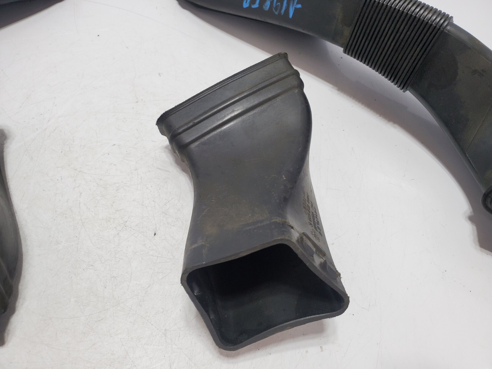 ✅03-12 OEM Bentley Continental GT Front Right Left Air Intake Hose Pipe SET Of 4