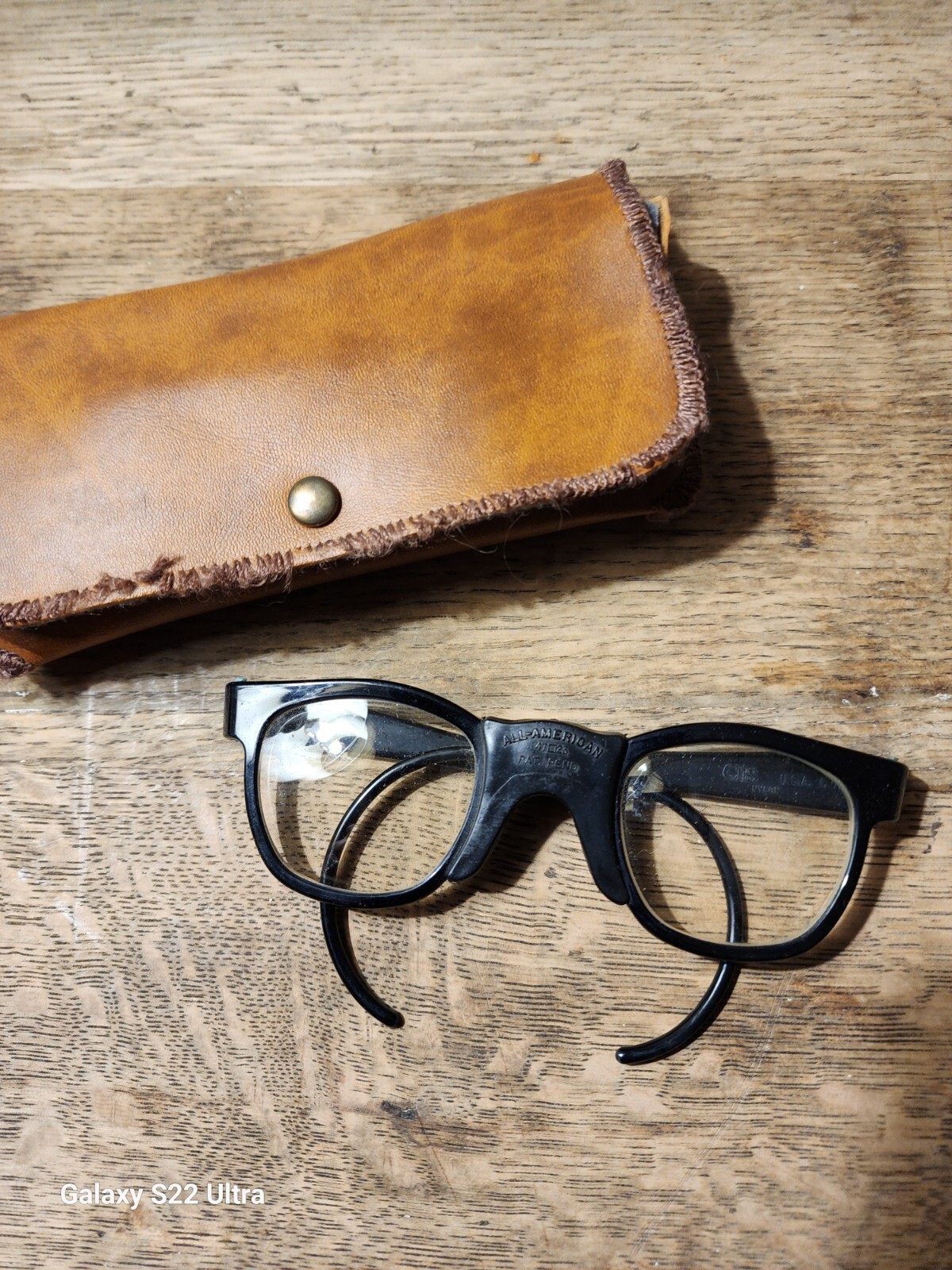 Criss ALL AMERICAN Vntg Glasses with Case *Selling for Frames only* collector