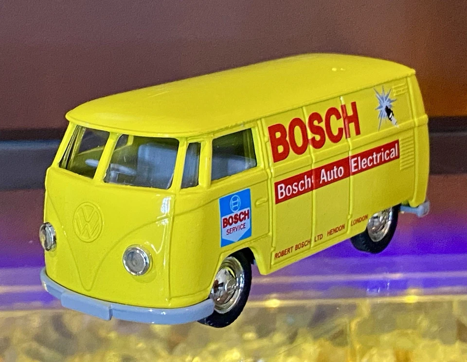 💥1955 Volkswagen Bus Kombi BOSCH AUTO PARTS Right-Hand VW VAN Toy Model TYPE 2 - Image 4 of 4