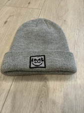 Gamer Beanie Hat Cap Gray Knit Cuffed Video Gaming