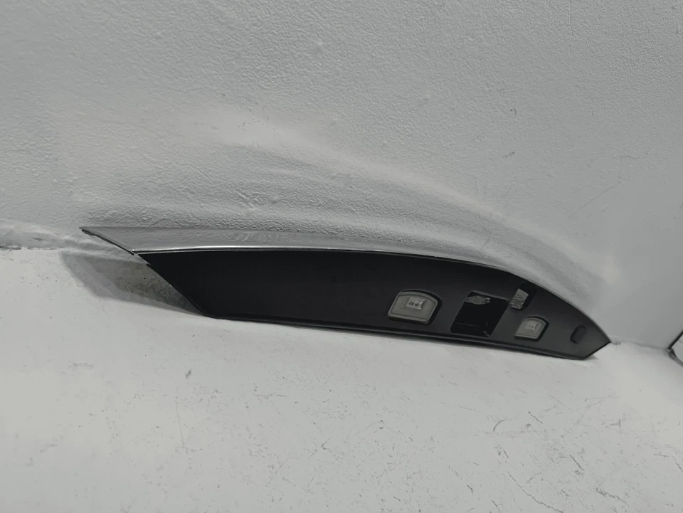 ACURA MDX 2014-2020 puerta levadiza matrícula bisel cubierta moldura con lámpara OEM Foto 3 de 4