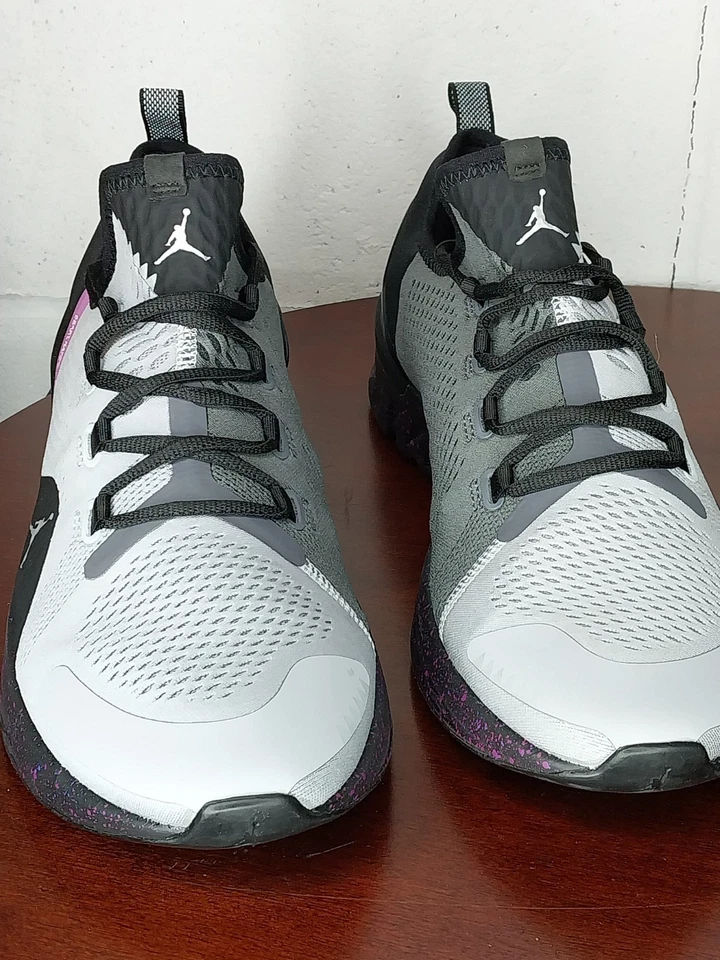 Tênis de corrida Jordan React Havoc masculino tamanho 11 cinza preto roxo - Imagem 2 de 4