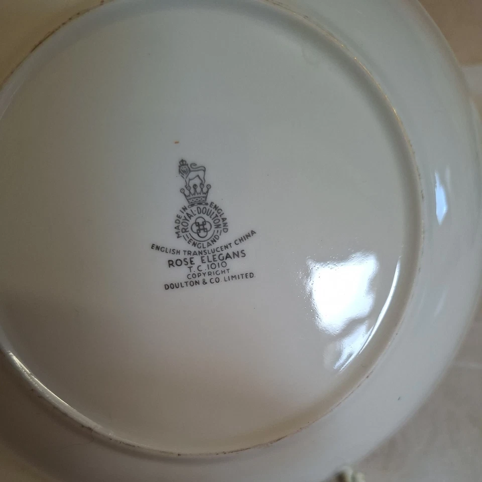 Royal Doulton Rose Elegans Cereal Bowl 6.75" dia  - Image 3 of 3