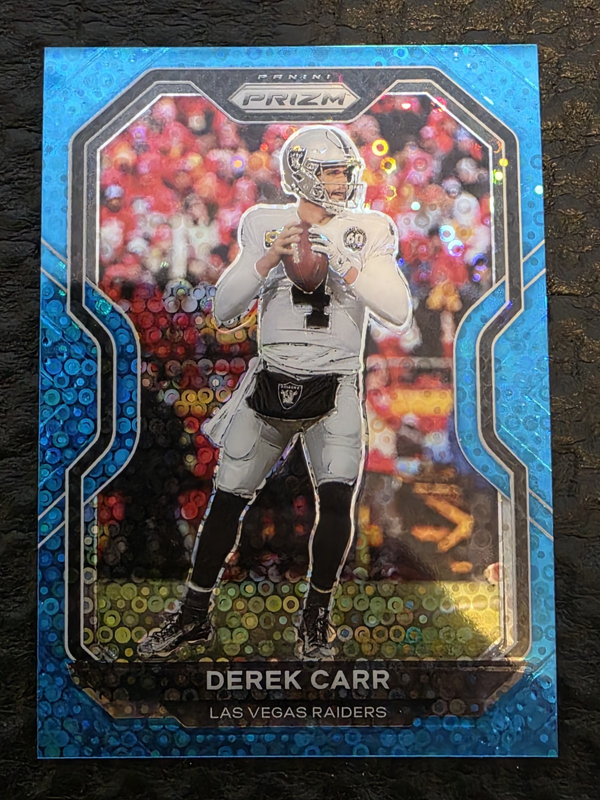 2020 Panini Prizm Derek Carr No Huddle Blue Prizm #132 66/79 Raiders