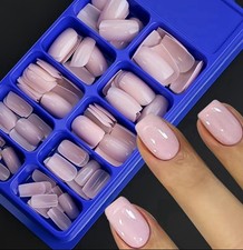 100x False Nails, Glossy Pink, Square Shape Press on Nails.