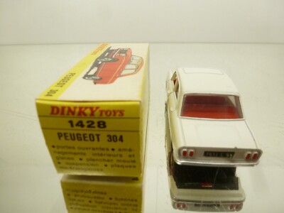 DINKY TOYS 1428 PEUGEOT 304 - WHITE 1:43 - GOOD CONDITION IN BOX