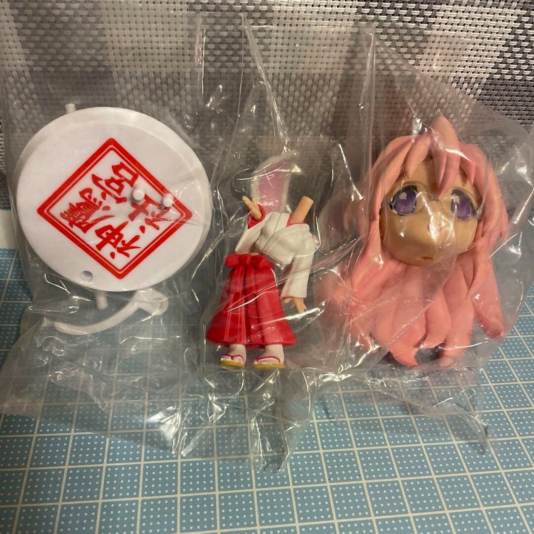 Japanese anime Lucky Star kyunchara mini figure Miyuki Takara shrine maiden ver