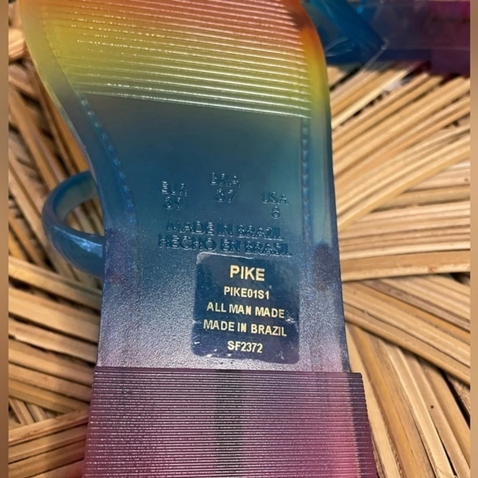 New Steve Madden Rainbow Pike Sandals Ladies 8 - Image 4 of 4