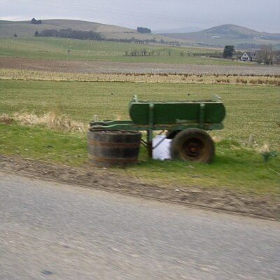 Foto 6x4 Bollerwagen von A97 Rhynie\/NJ4927 bereit zur Verkündigung Rhynie im Blo c2009