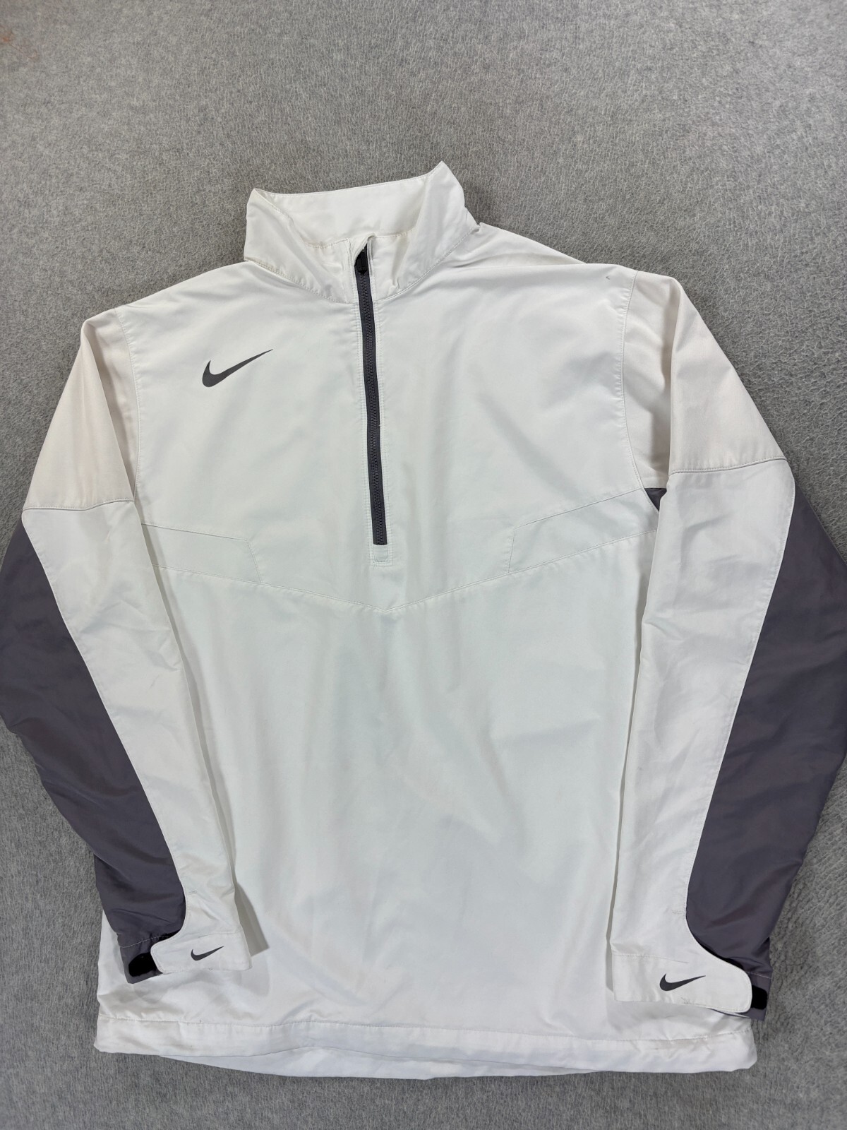 Nike Half Zip Light Weight Golf Windbreaker Jacket (Men's Large) White