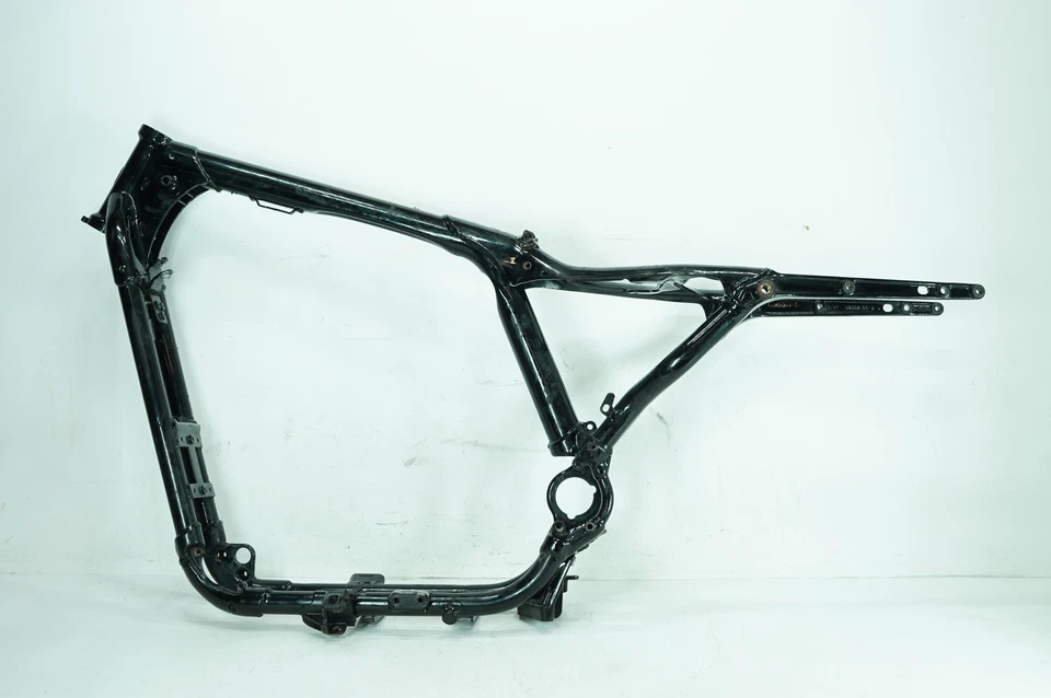 2010 Harley Sportster XL883N Iron OEM Body Main Frame Chassis 49376-11 SLVG - Imagem 3 de 4