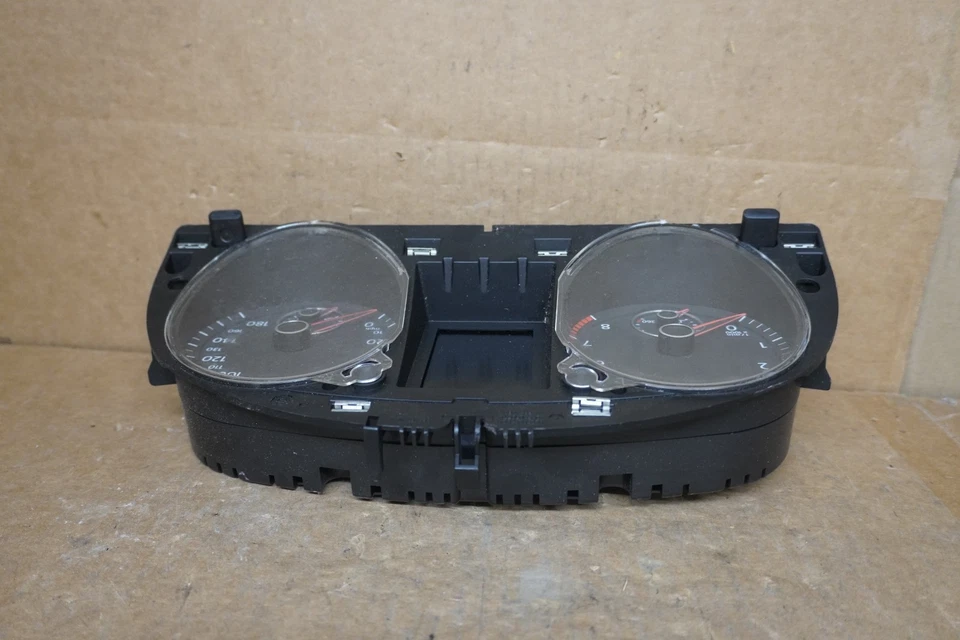 Volkswagen CC 2012 cabezal de instrumentos velocímetro medidor cuadro 132.611 millas Foto 3 de 4