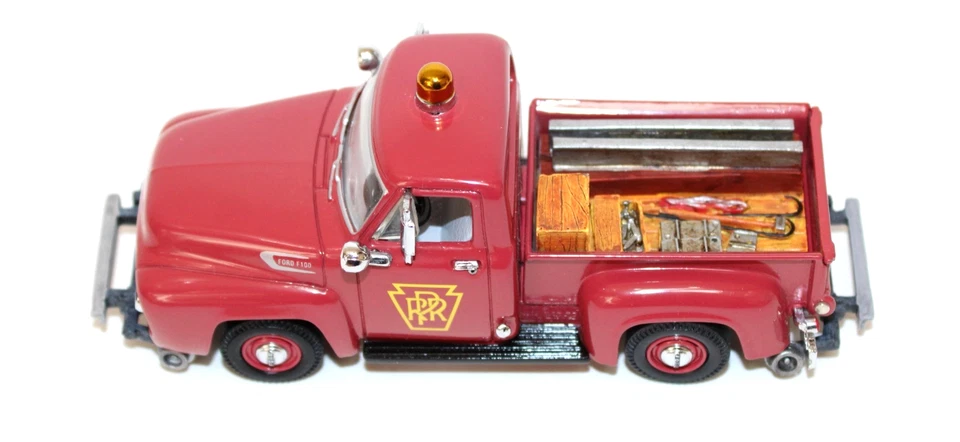 Matchbox Collectibles YIS05-M 1954 Ford Pickup Pennsylvania RR 1:43 MIB w/ COA - Image 4 of 4