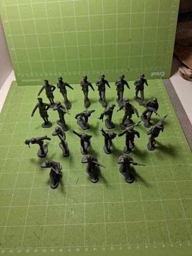 Vintage Marx 54mm Grrman Soldier 22 Piece Lot
