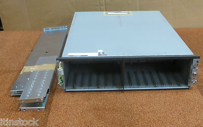 Fujitsu 15DE CA06210-B325 Storage 15 Drive Bay Array 2 x CA06210-C324 mit Rails